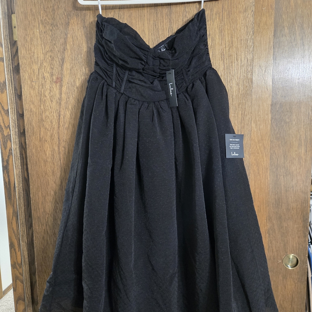 Lulu's Black Textured Strapless Dress